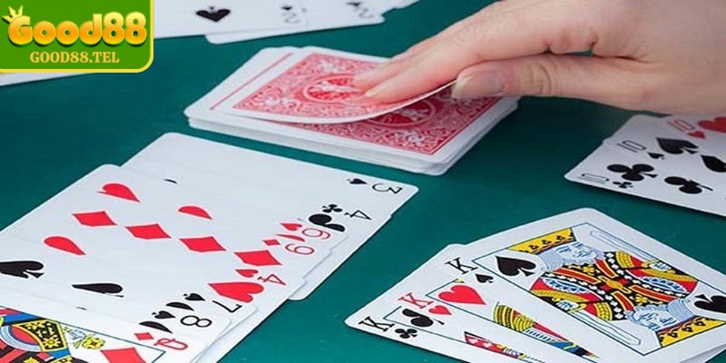 Khi có người Ù ván bài sẽ kết thúc lập tức
